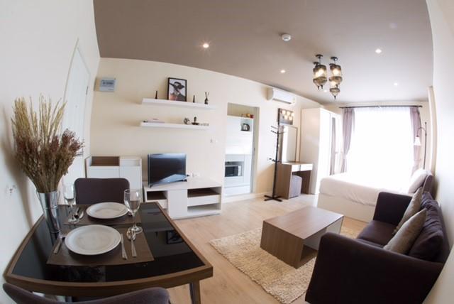 Apartamento Baan Peang Ploen By Sirinapa